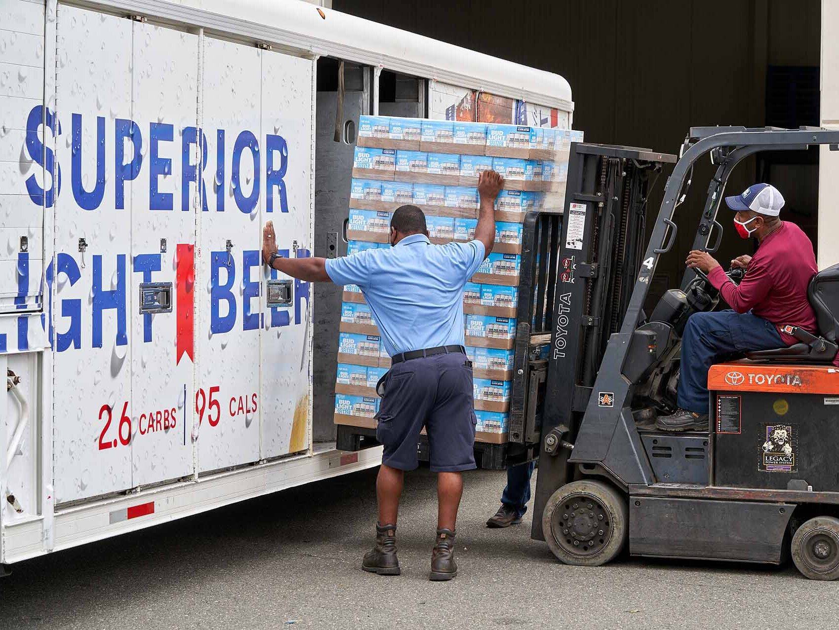 Brown DIstributing's Team working together in unison